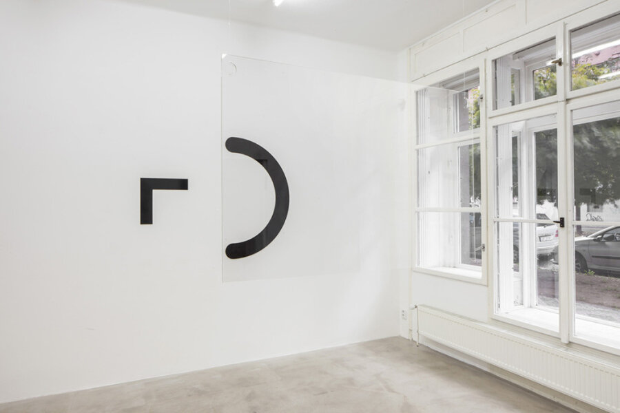 MEZI DOKUMENTEM A MONUMENTEM, installation view, Drdova Gallery, Prague, CZ, 2015